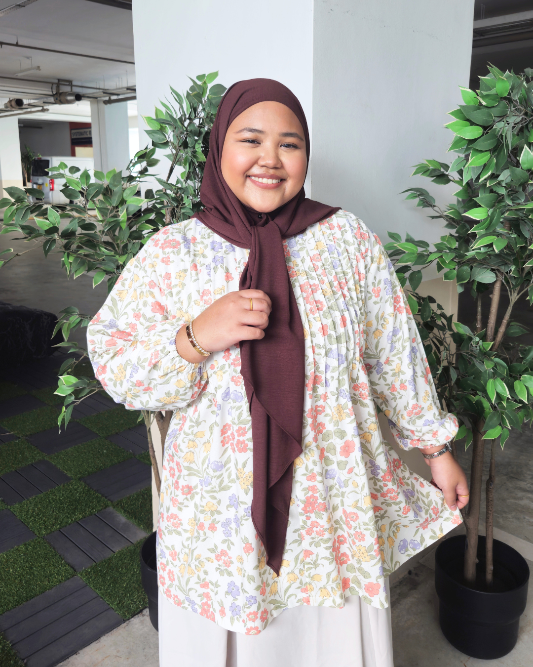 Fyza Linen Pleated Top