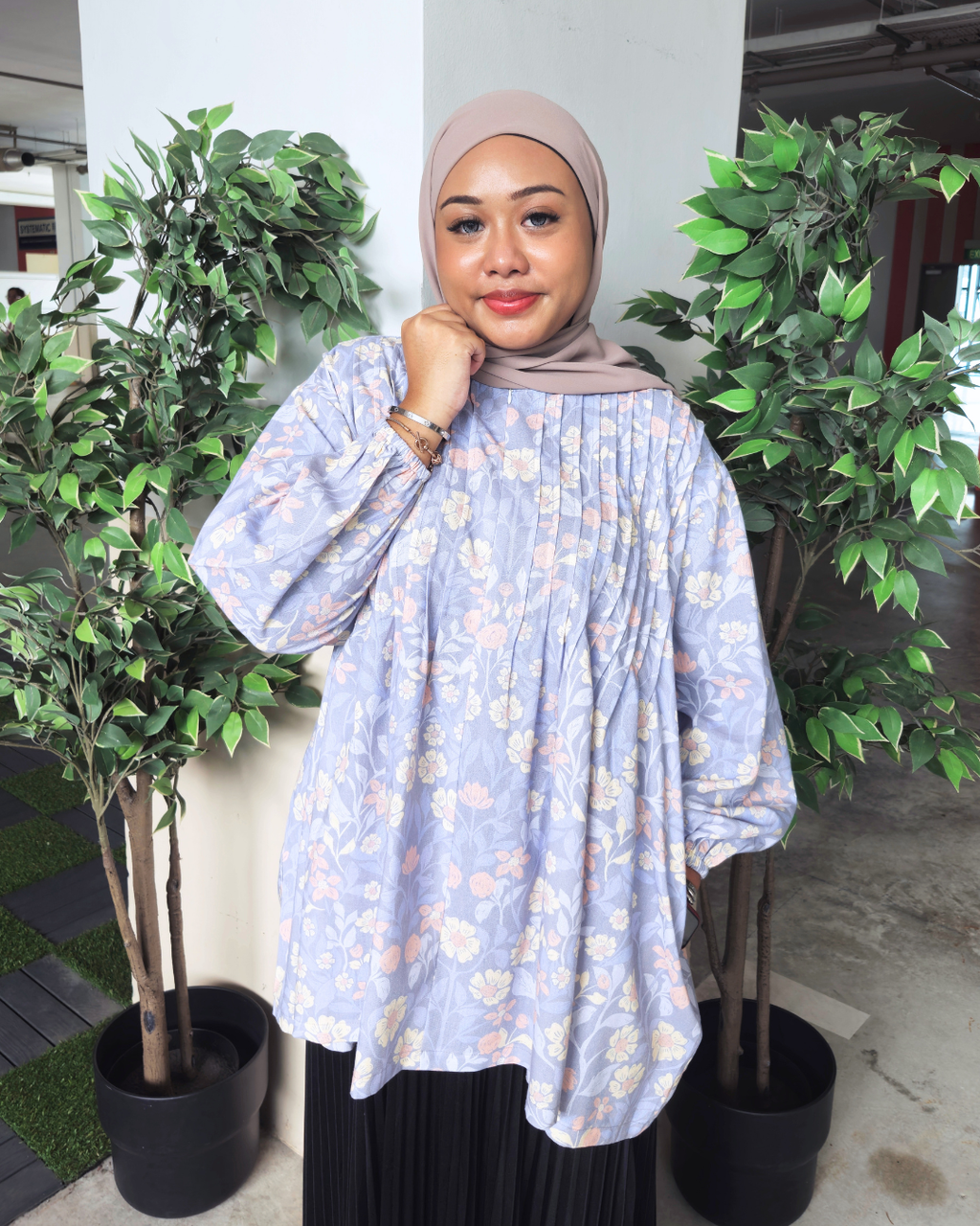 Fyza Linen Pleated Top