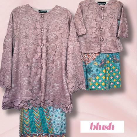 Jelita Kebaya Lace Set for Mom and Daughter - Sedondon Raya