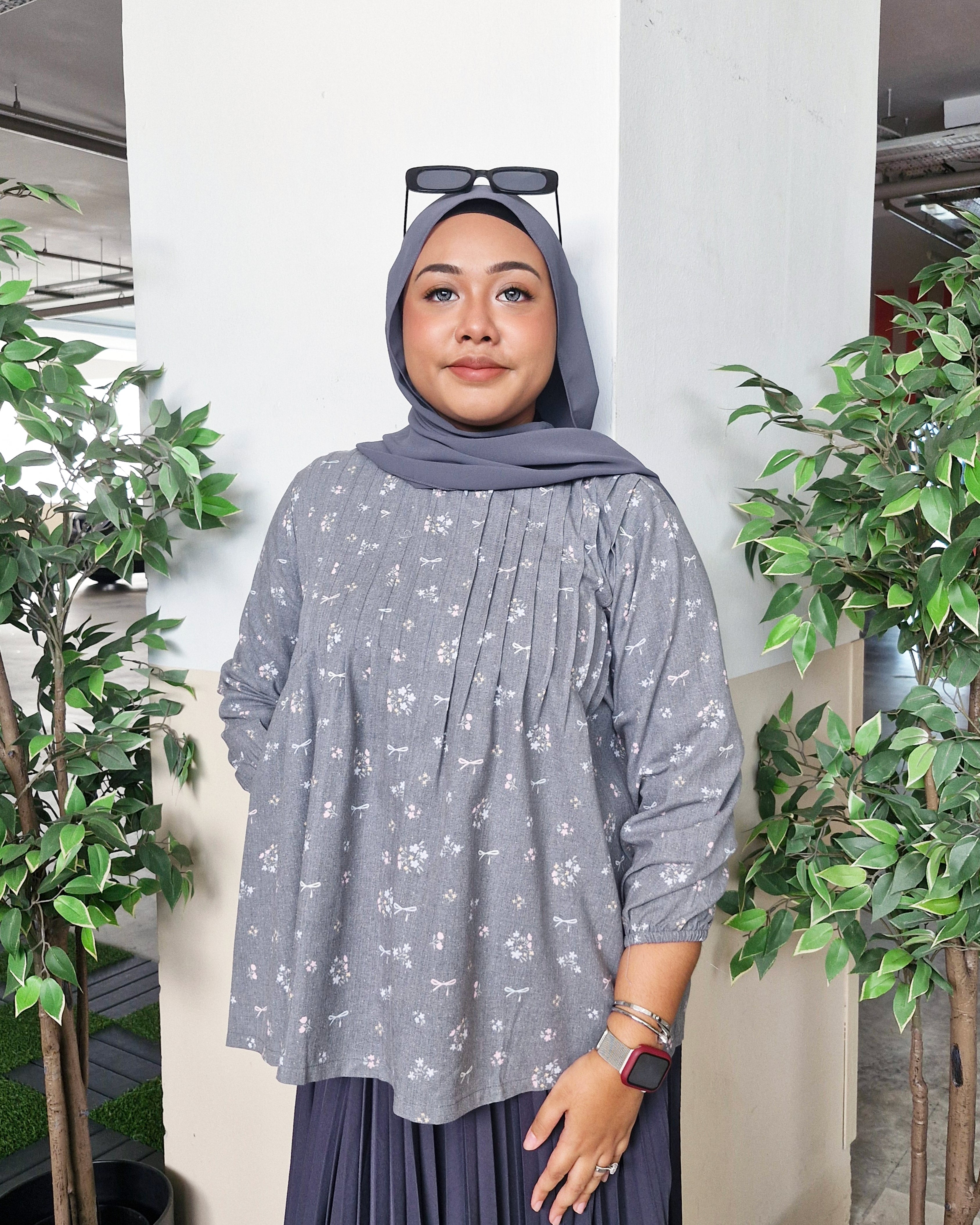 Fyza Linen Pleated Top