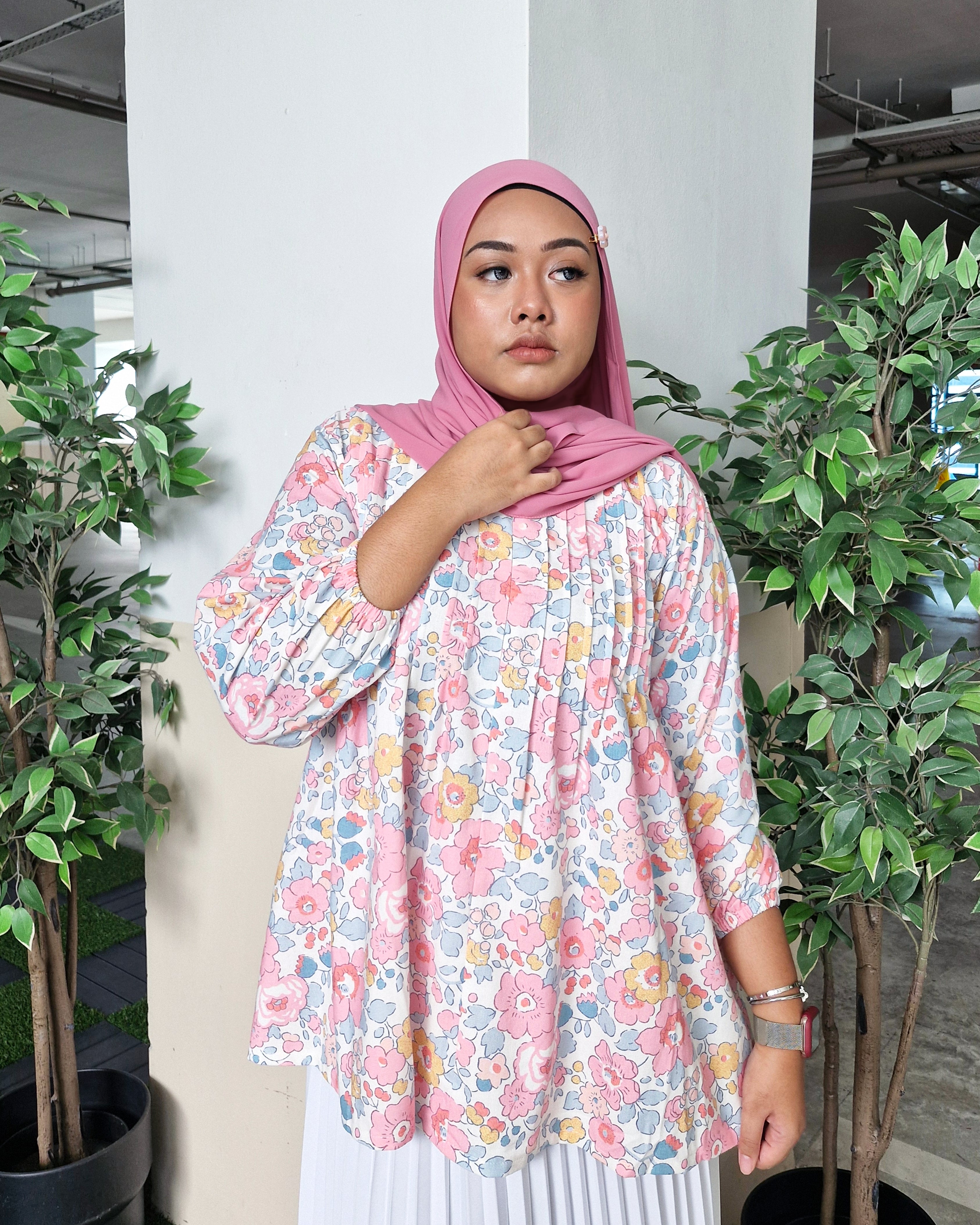 Fyza Linen Pleated Top