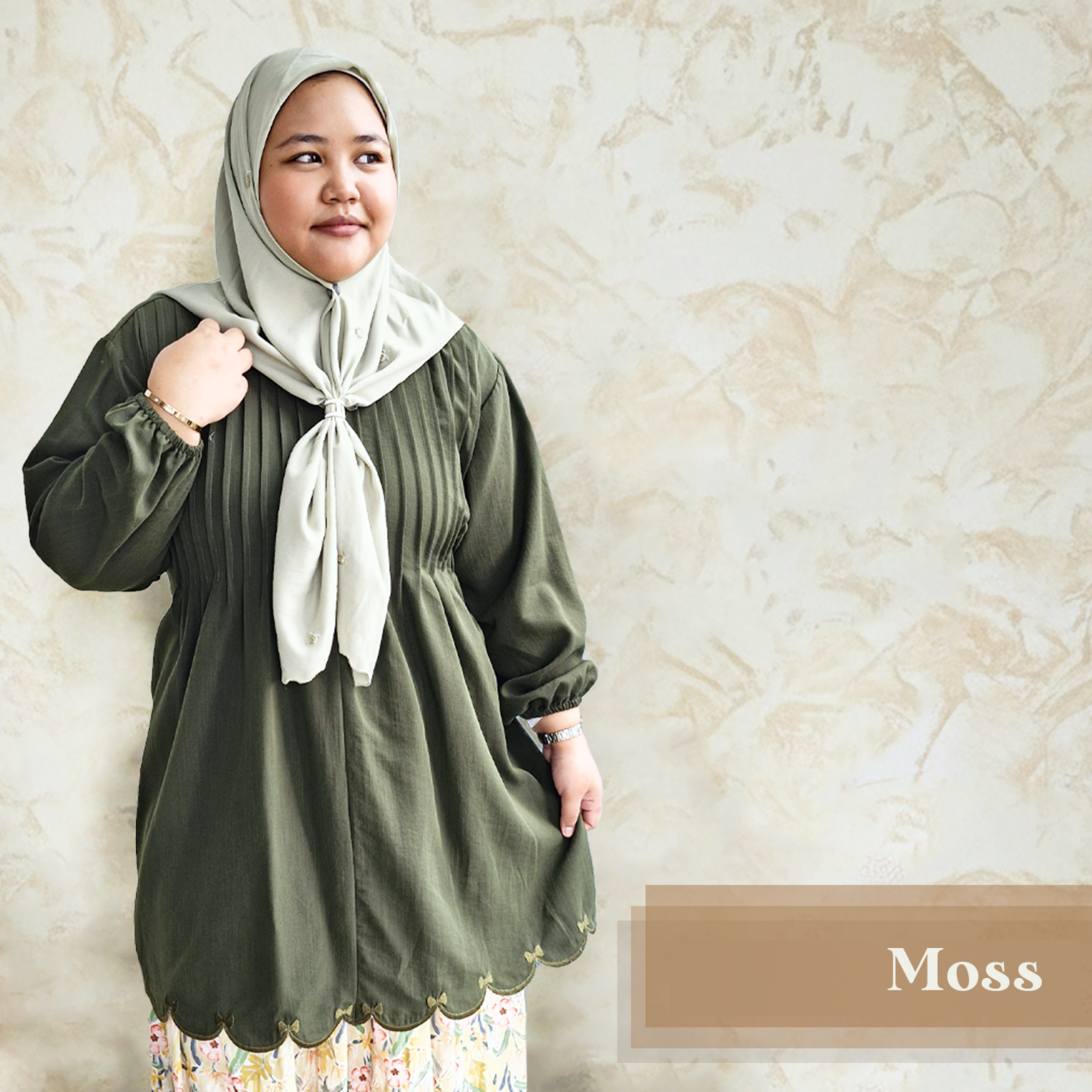 Fatin Plain Pleated Top