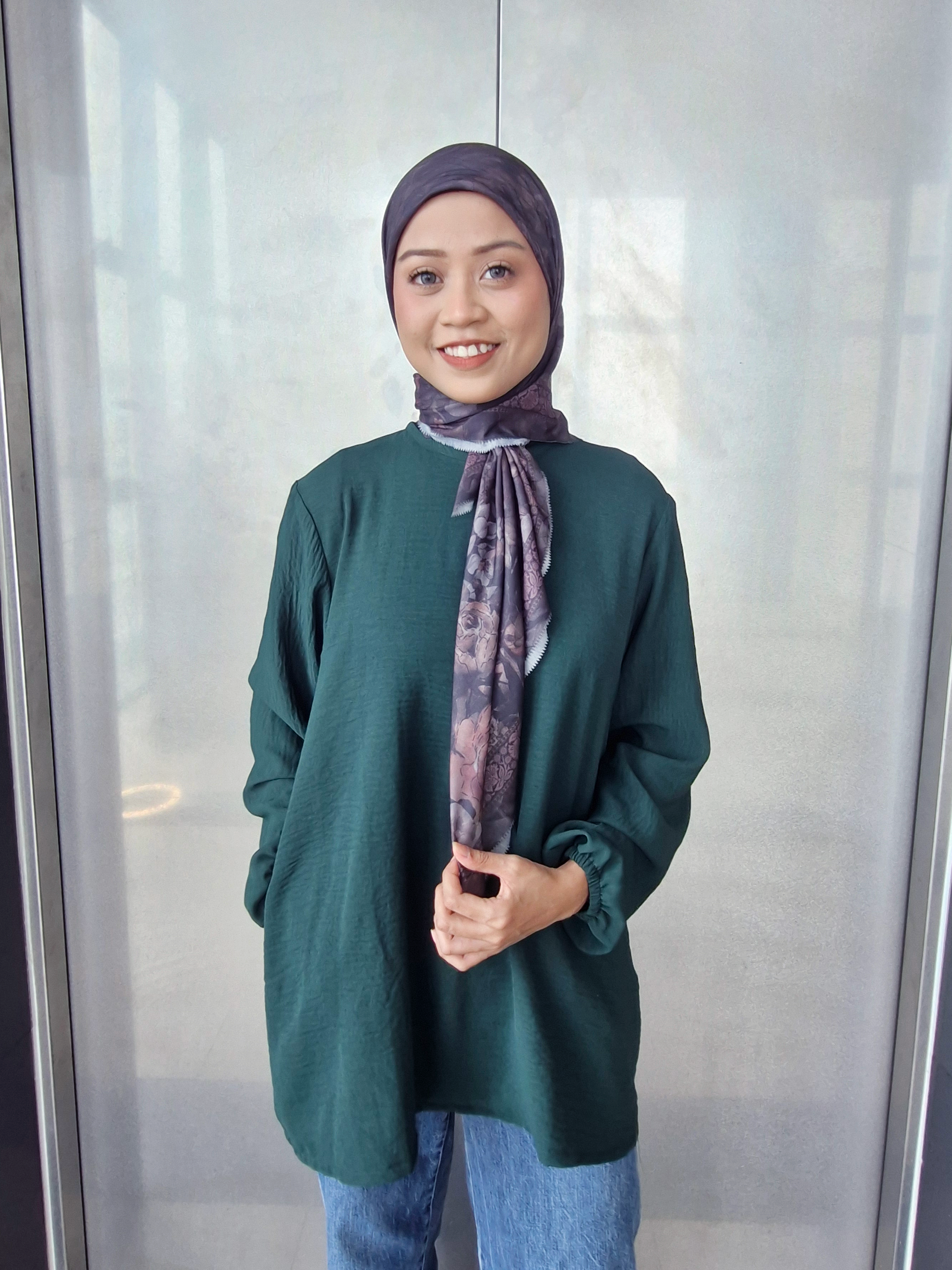 Thea Crinkle Basic Top