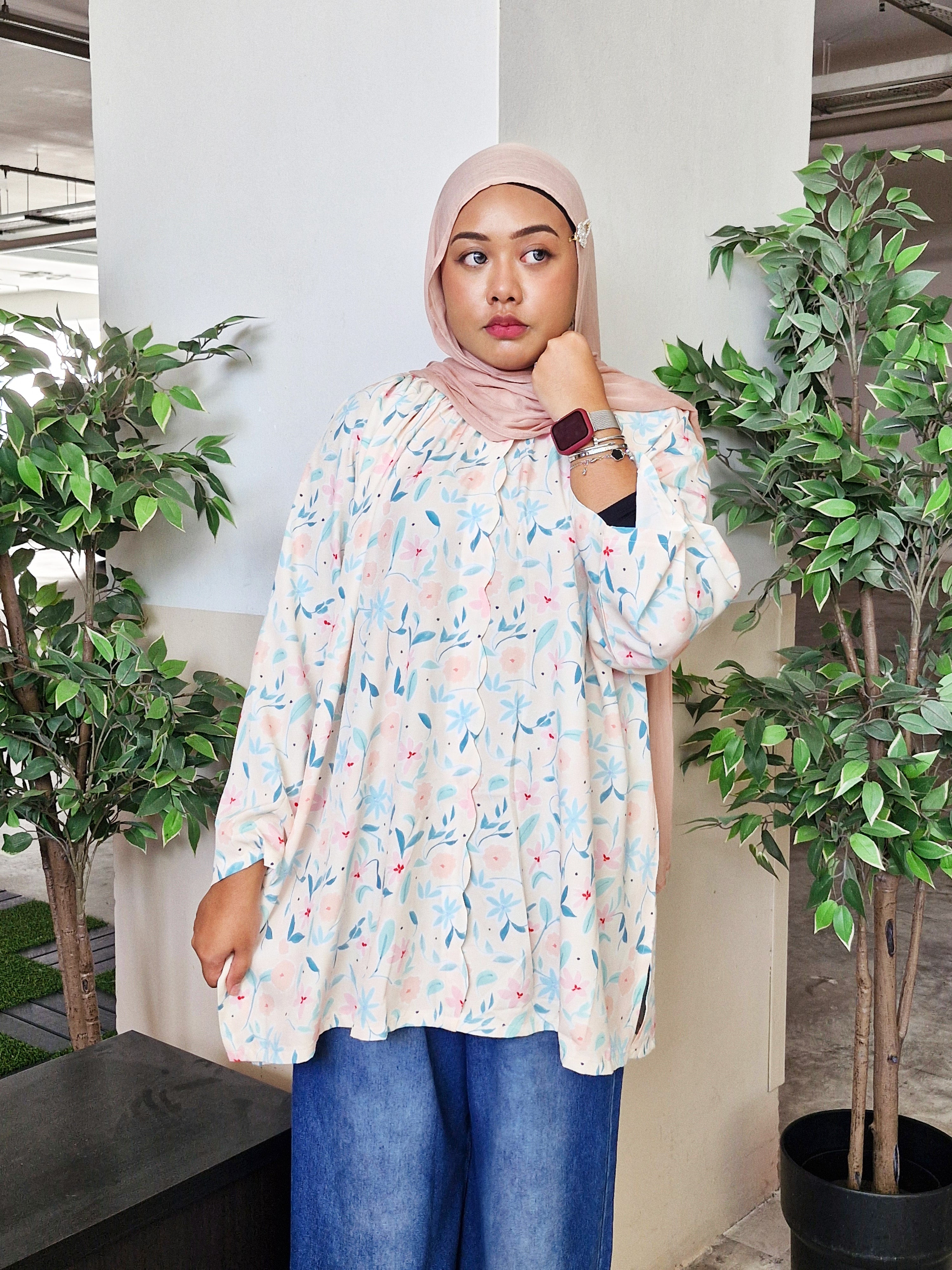 Sora Scallop Opah Top