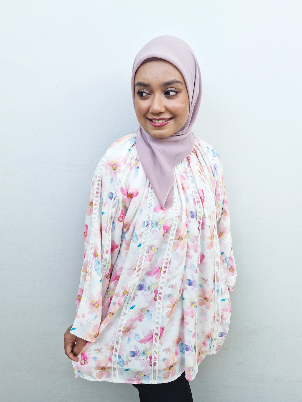 Ryla Printed Lace Raglan