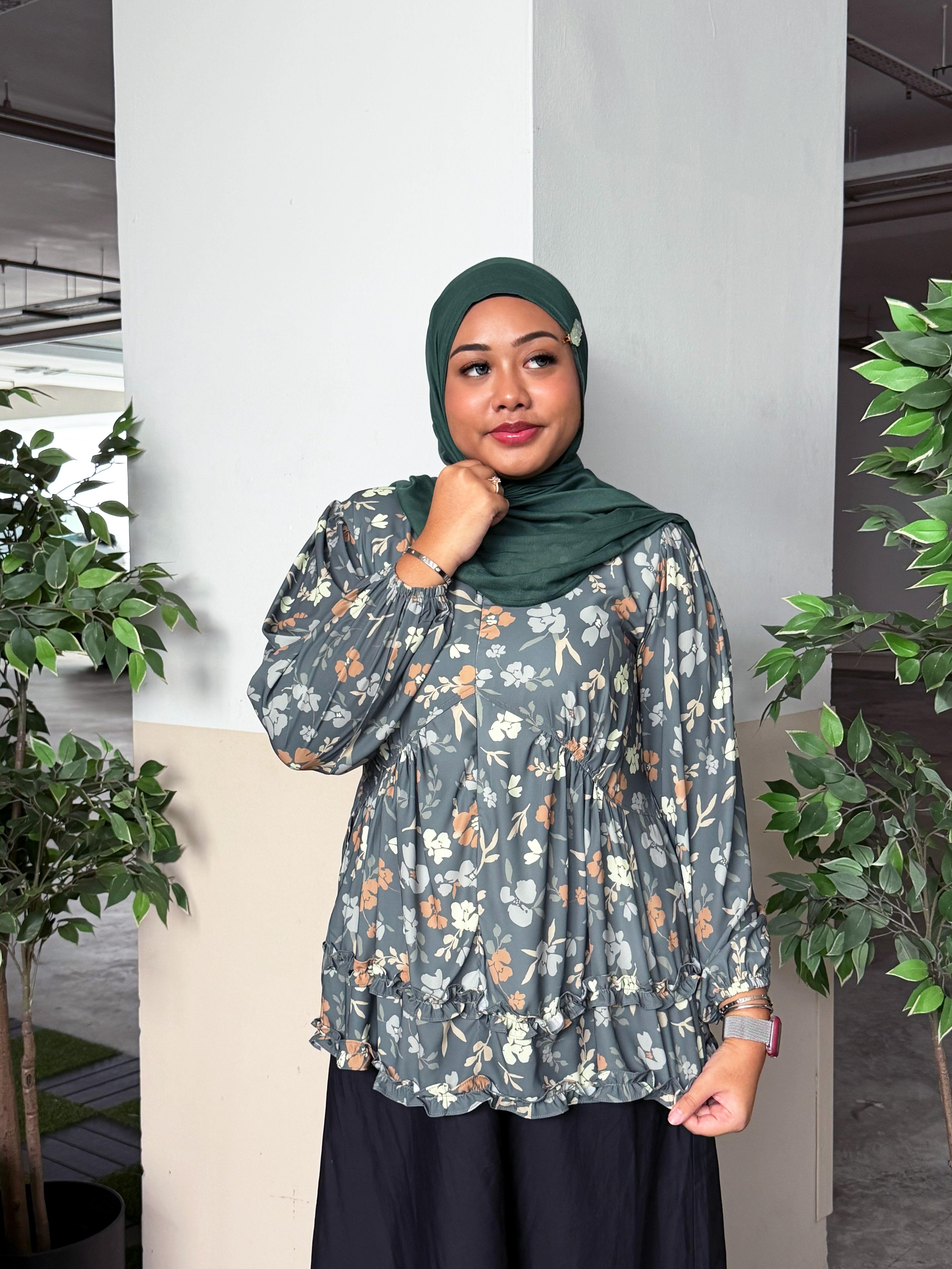 Tiara Ruffles Printed Top